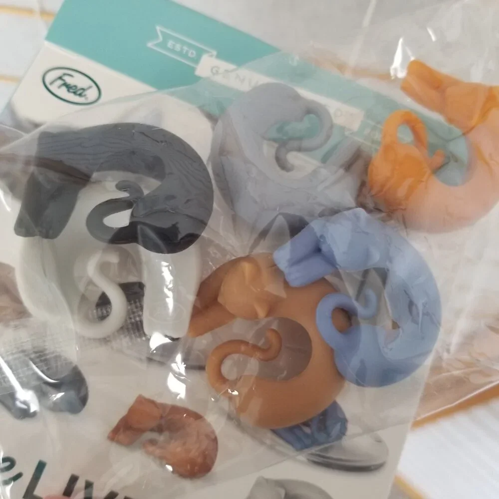 NEW Cat Lover Wine Glass Charms Set of 6 Gift Ready Unopened by Genuine Fred